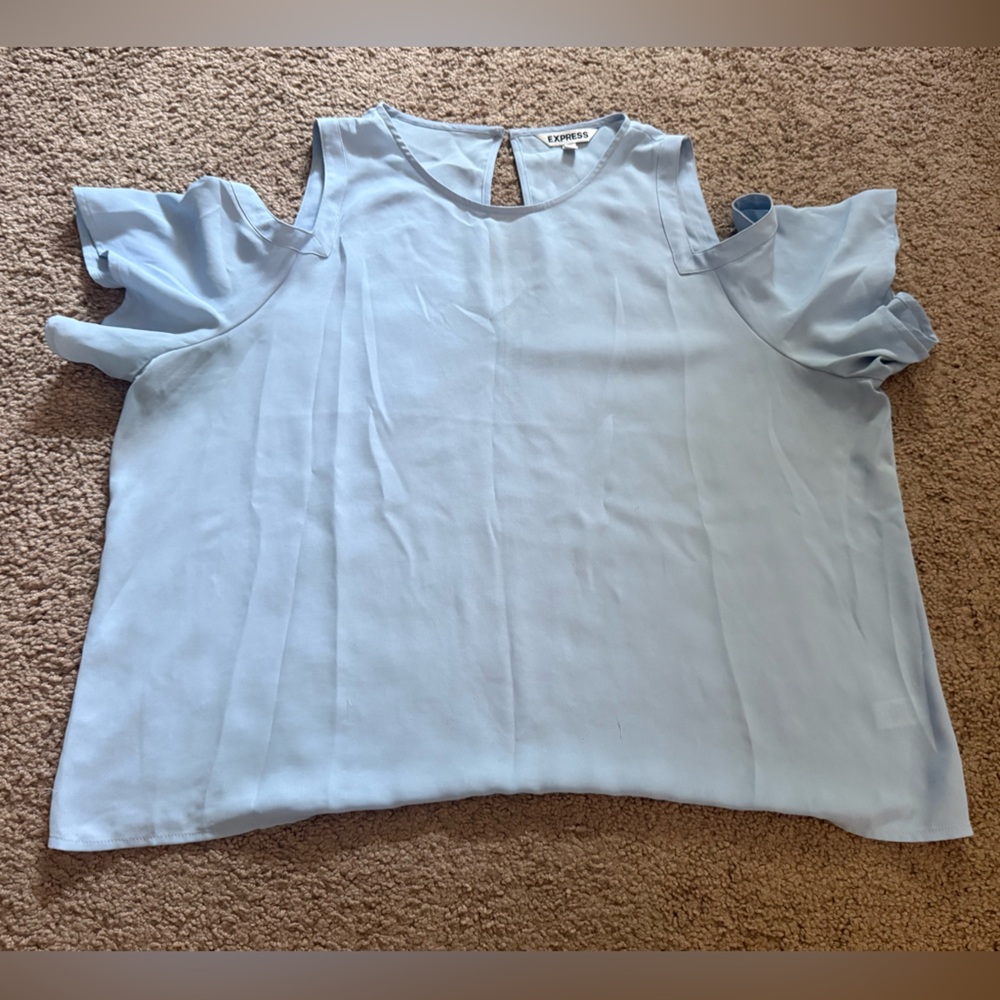 Express Cut out Short Sleeve Blouse